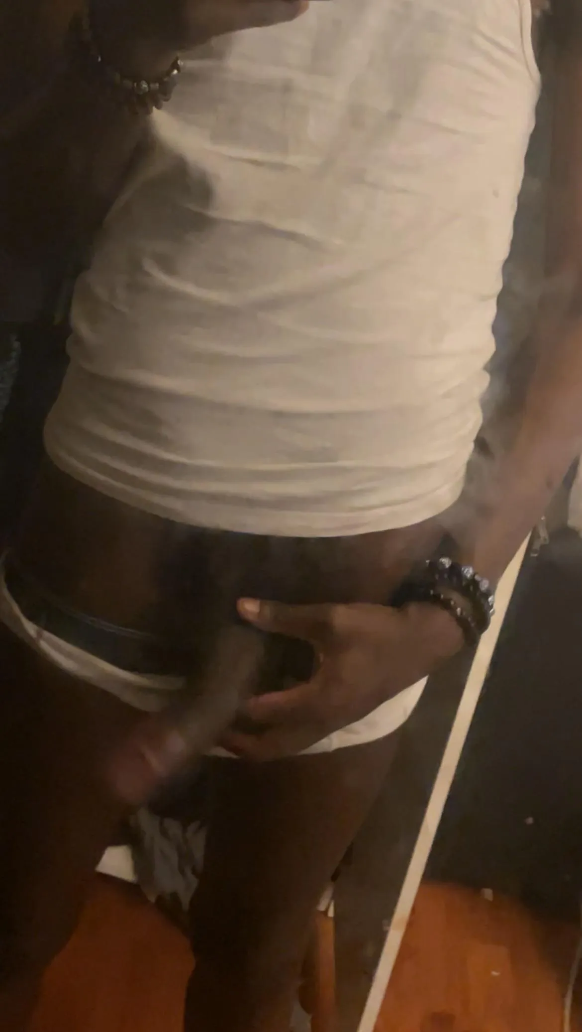 21 [M4F] #London - looking for an fwb or couple that can handle BBC