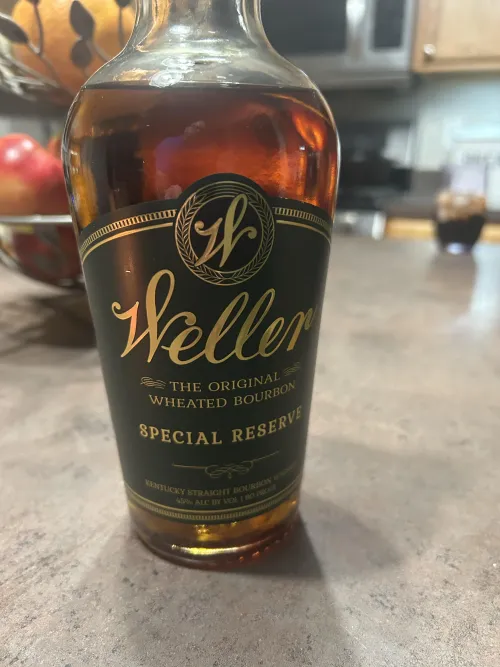 50 [M4F] Columbus. Looking for a Lady that wants to stay warm in the snow storm