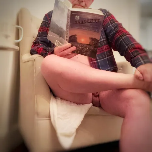 Coffee and a book that has music and travel...ahhh 😊