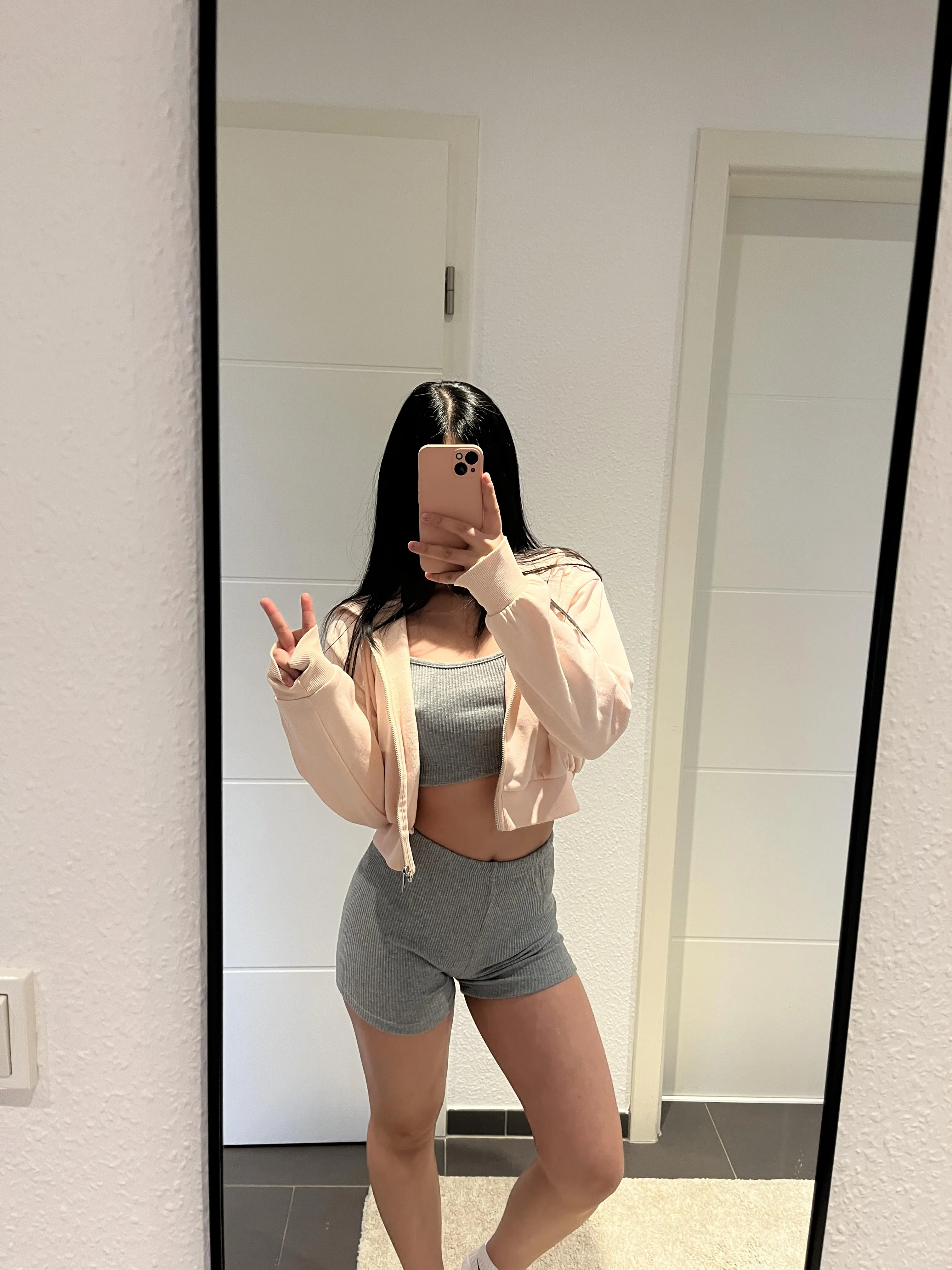 give my fit check a rate ~