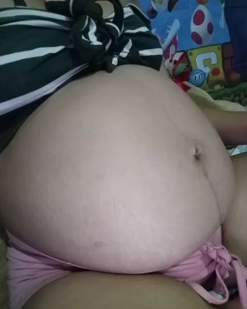 I feel alone, can you accompany me? I am 8 months pregnant