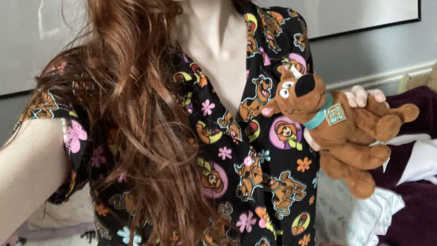 I have Scooby jammies today!! ☺️