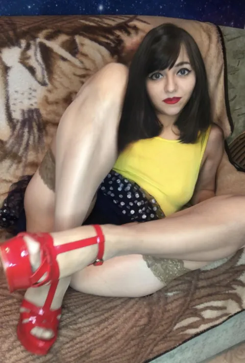 I know you can't stop staring