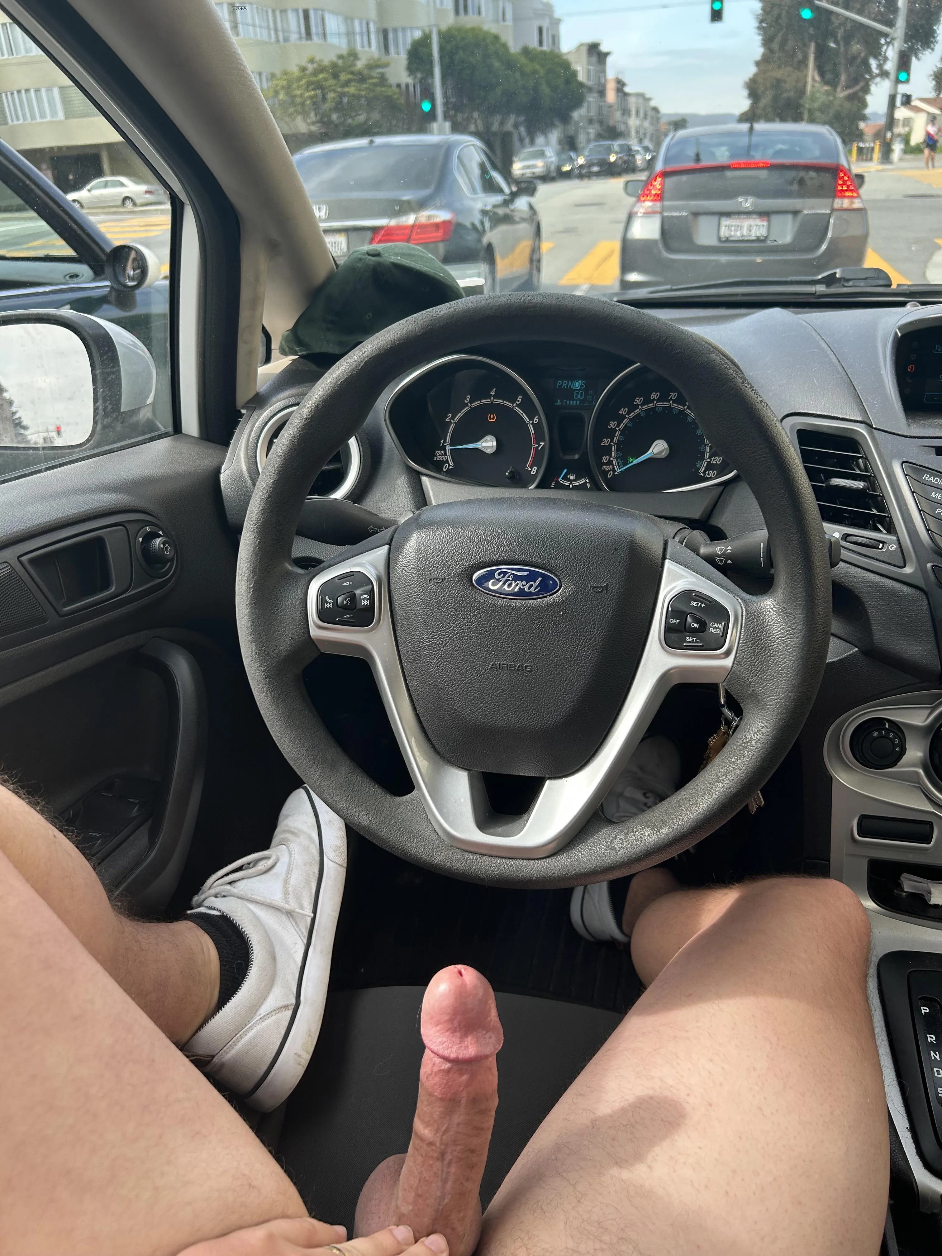 It feels good in public 🤤