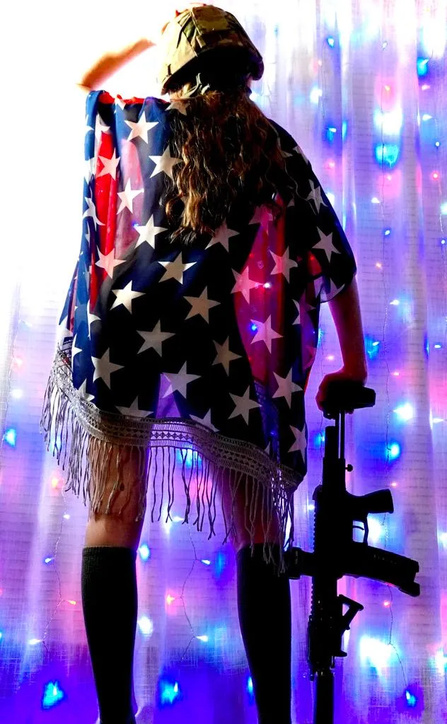 My first AR I built. Aero upper and lower. Faxon barrel. BCM KMR hand guard. POF trigger, Maxim Defense brace. Romeo 5, radical firearms suppressor. More to come =)