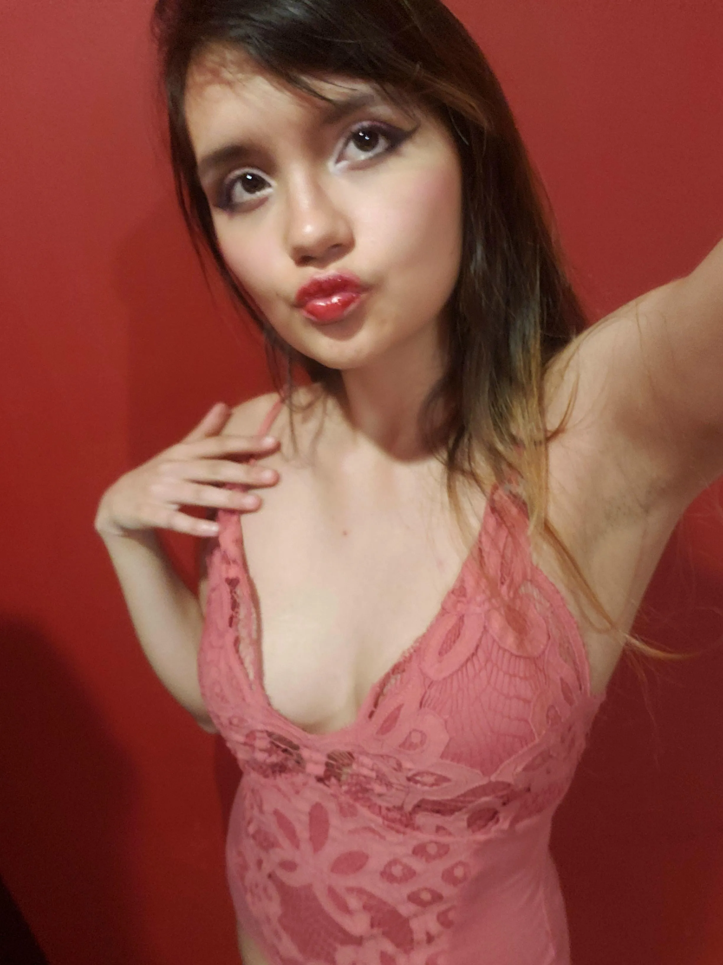 Pink lacy lingerie ☺