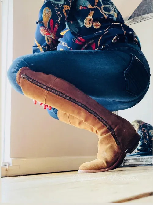 Suede knee high Spanish style