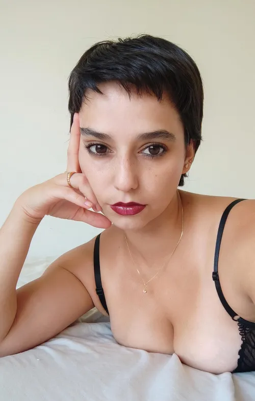 Ugh, do you really think a 'hello' is enough?