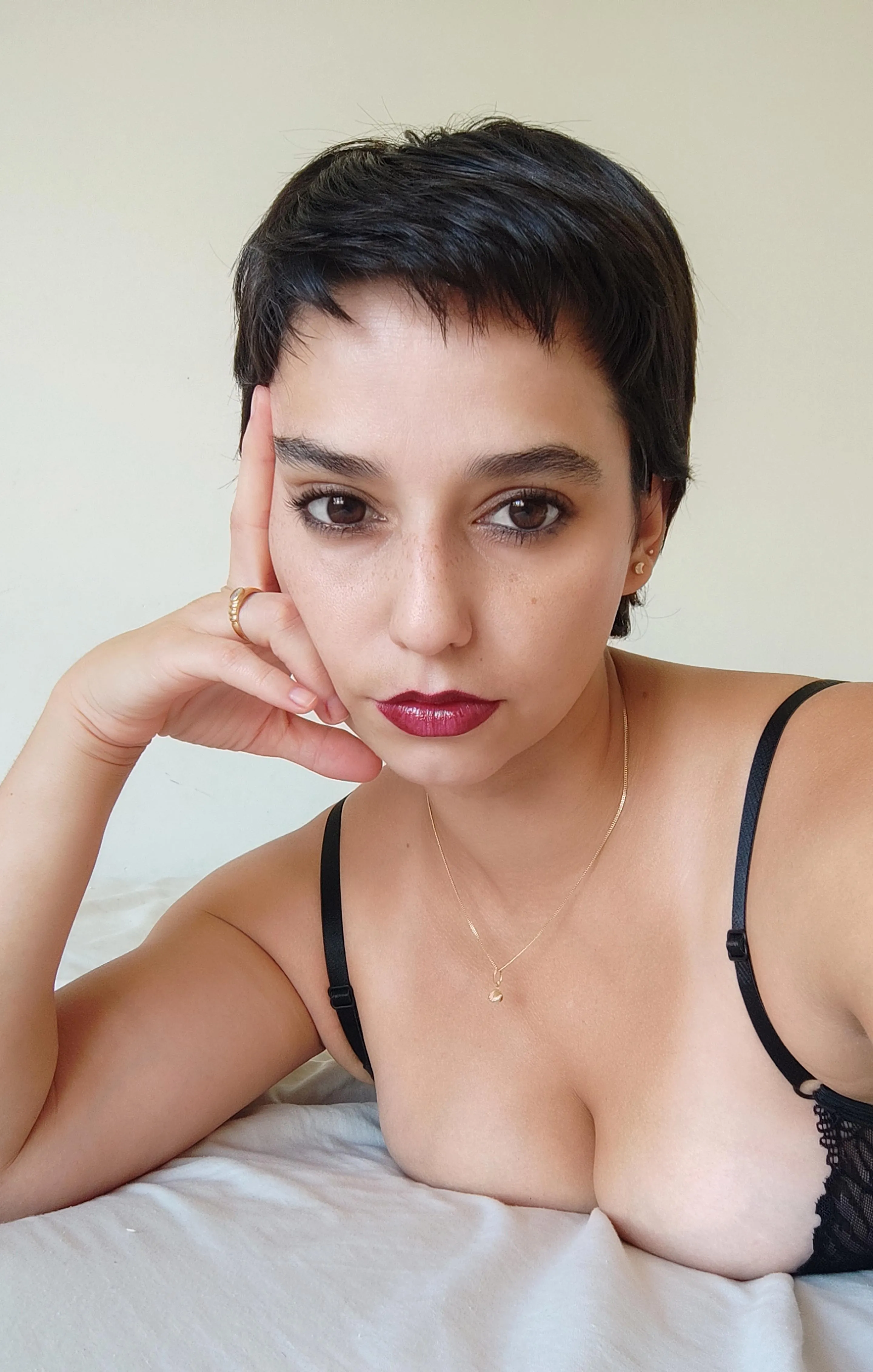 Ugh, do you really think a 'hello' is enough?