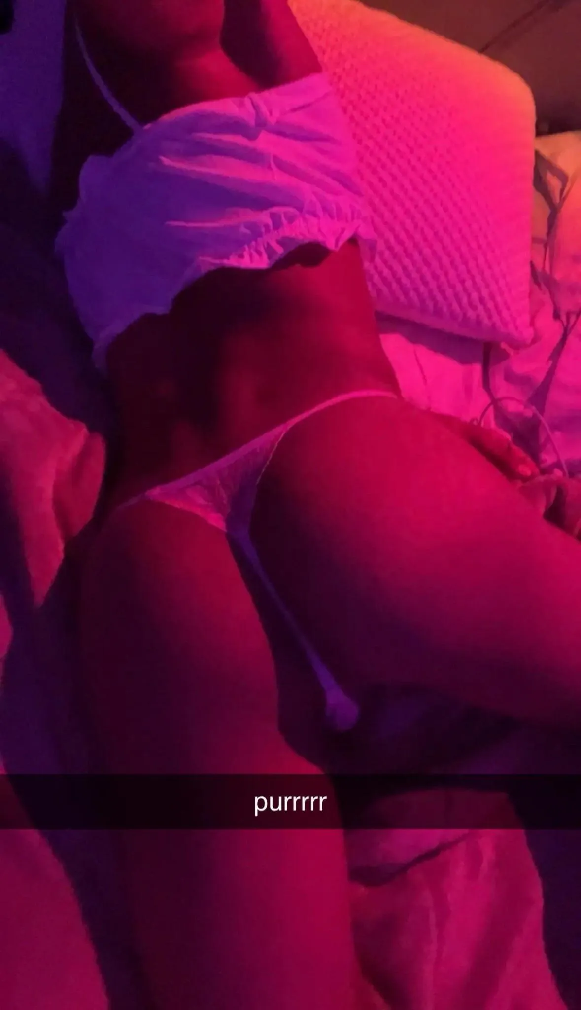 19 fb… looking to go full fem for someone special