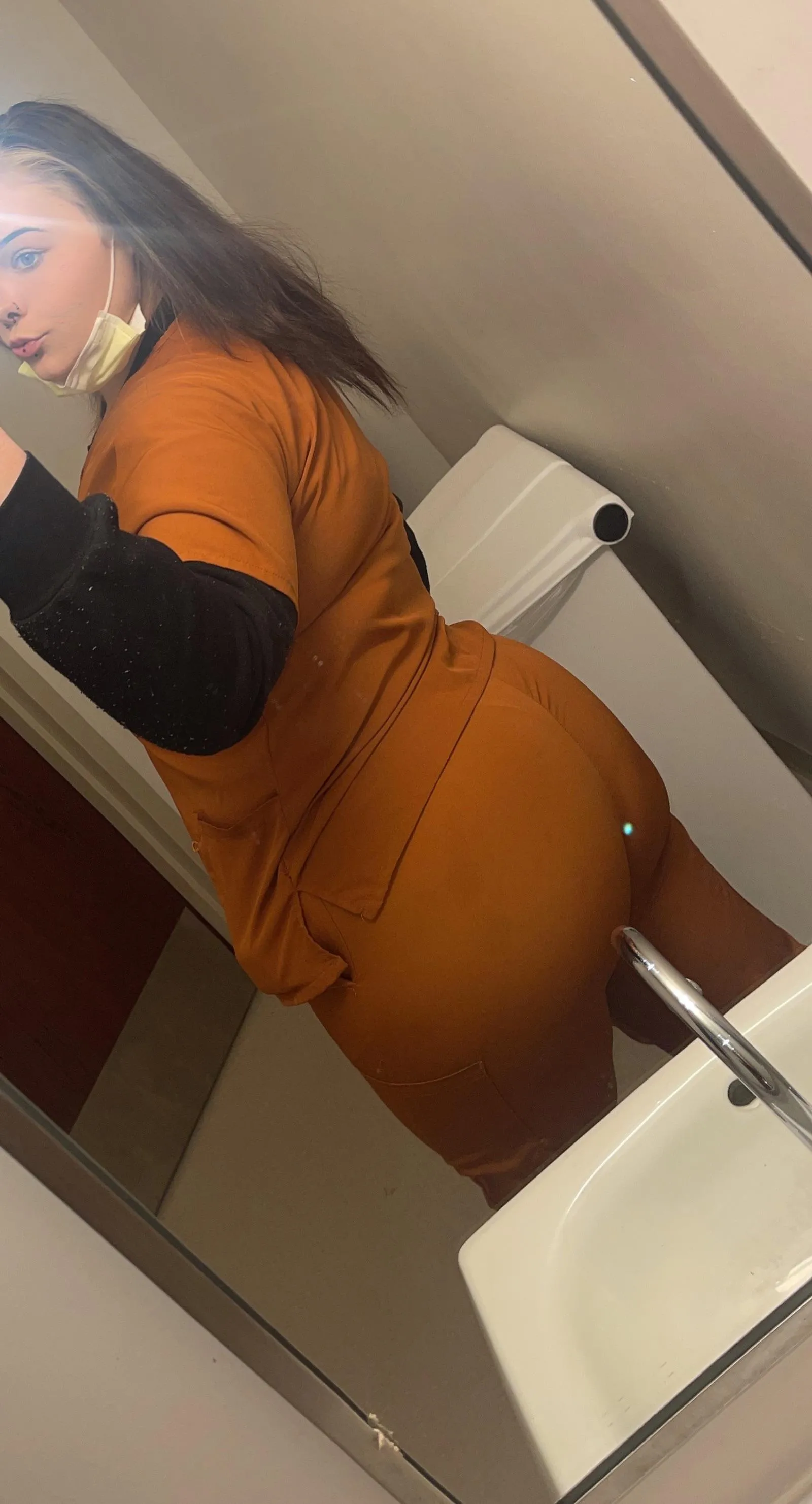 Come see me and spend some moniesss babies