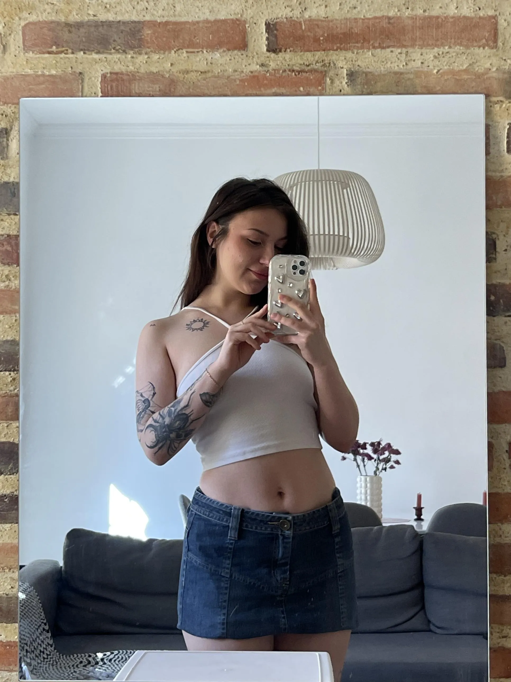 Crop top and denim skirt - the best combination