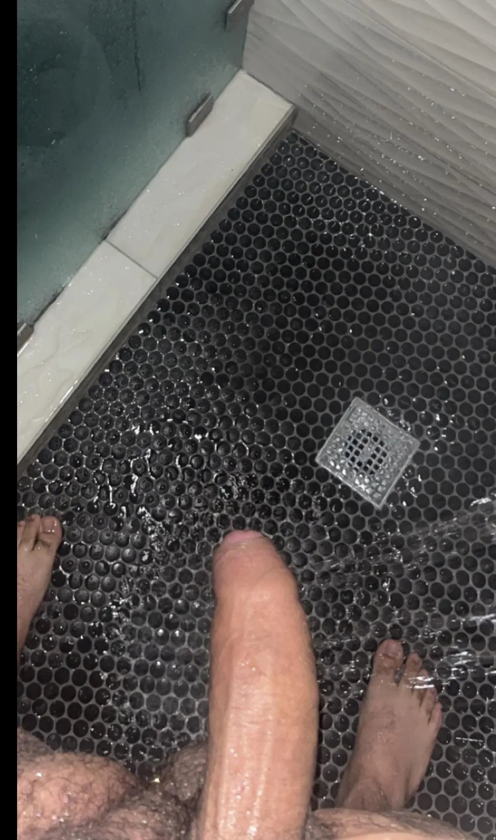 I need someone to push my foreskin back