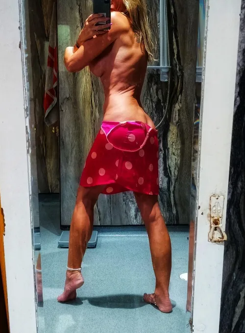 I'm 58 years old from England