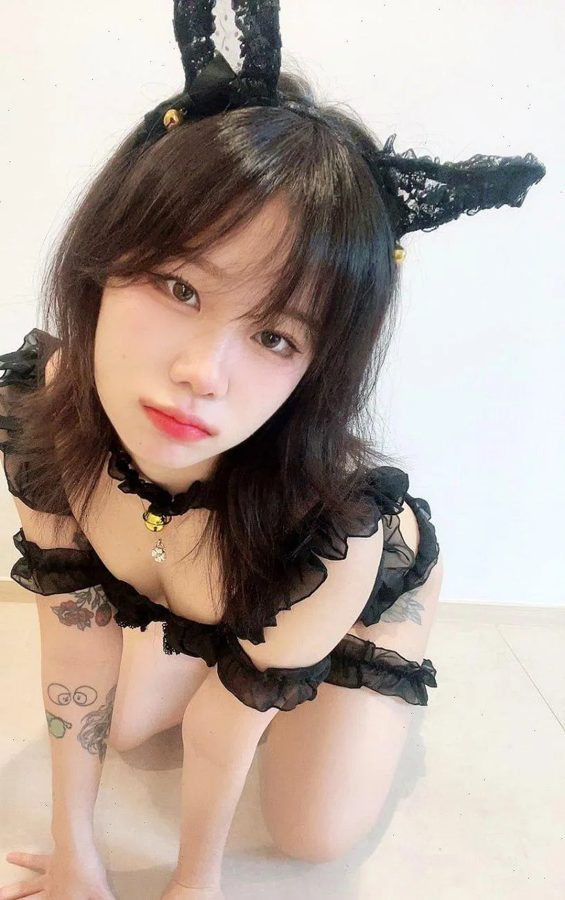 Make me your cute little pet. [oc]