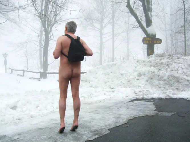 Naked hiking in winter is fun
