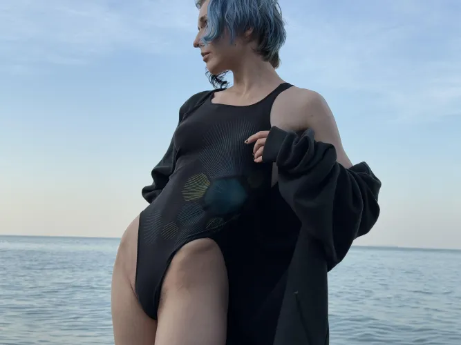 salty air, calm soul, steady pose