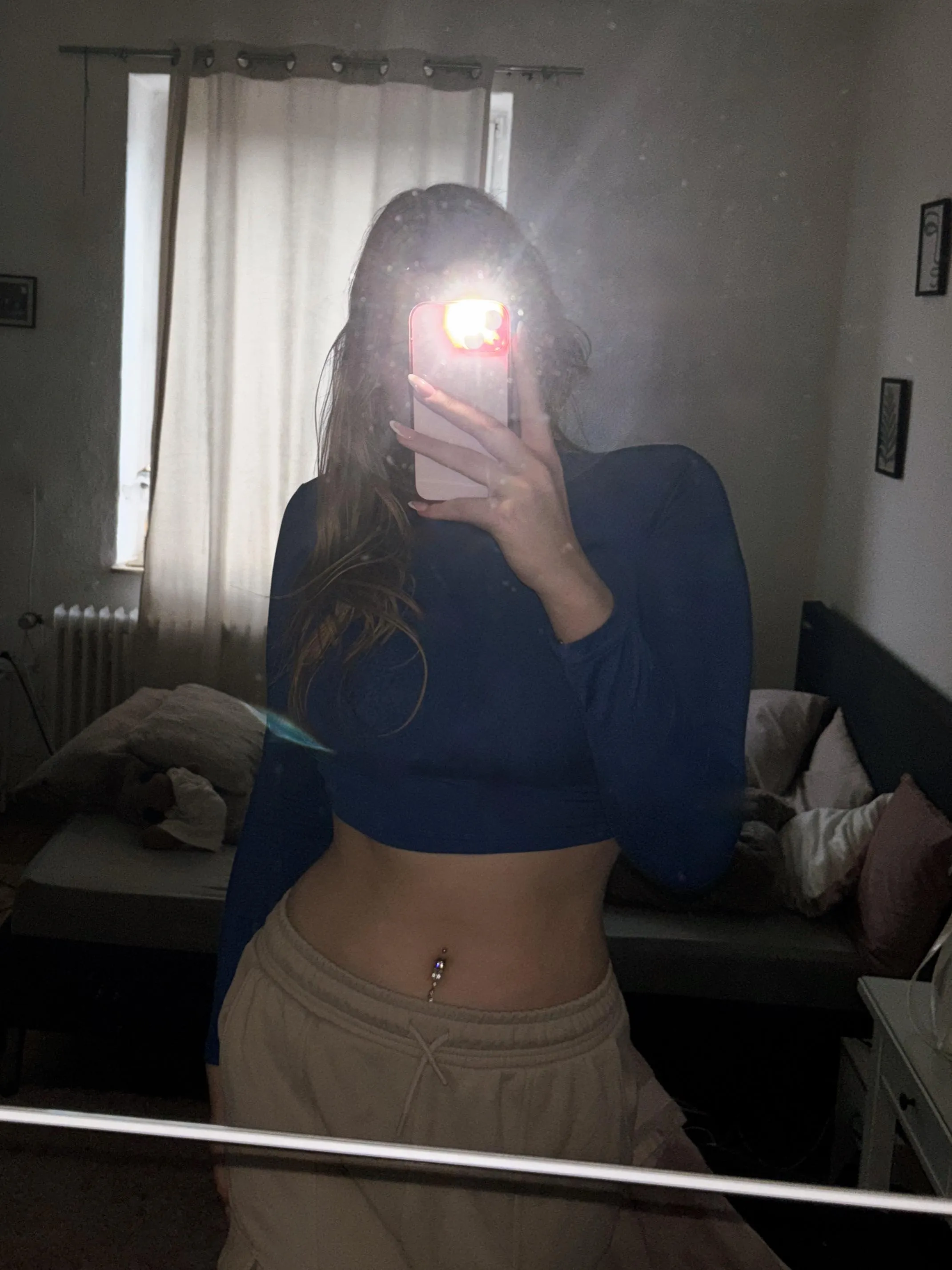 Würdest du eine 18 Jährige daten? Ja oder Nein? 🙈💕💦