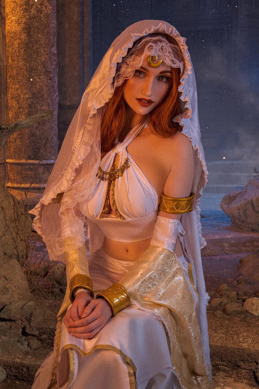 Gwynevere, Princess of Sunlight from Dark Souls by Lady Rose