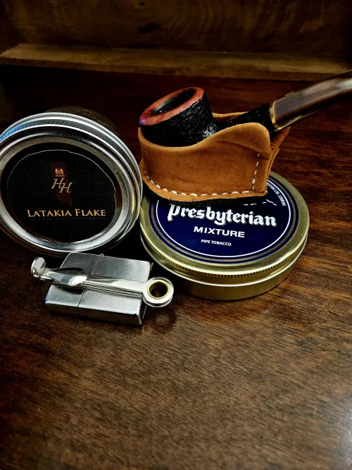 Happy International Pipe Smoking Day! Hope everyone gets to smoke their favorite!