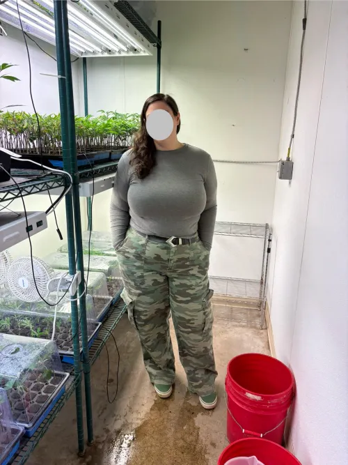 Let’s fuck in the clone room