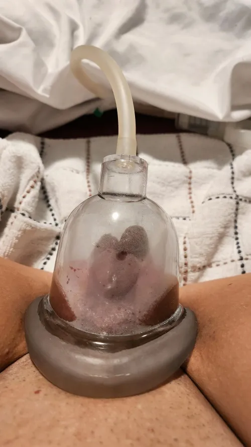 Love when I can see my pussy lips spread in the cup 😍 [f]