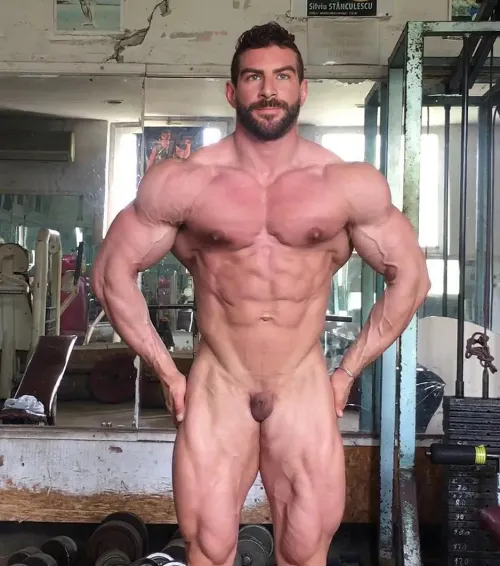 Micropenis Bodybuilder