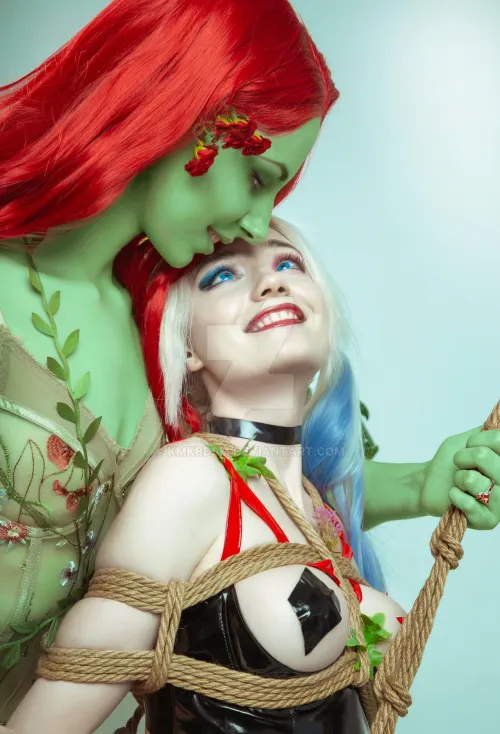 One more time! Harley as Ivy's willing captive pt4