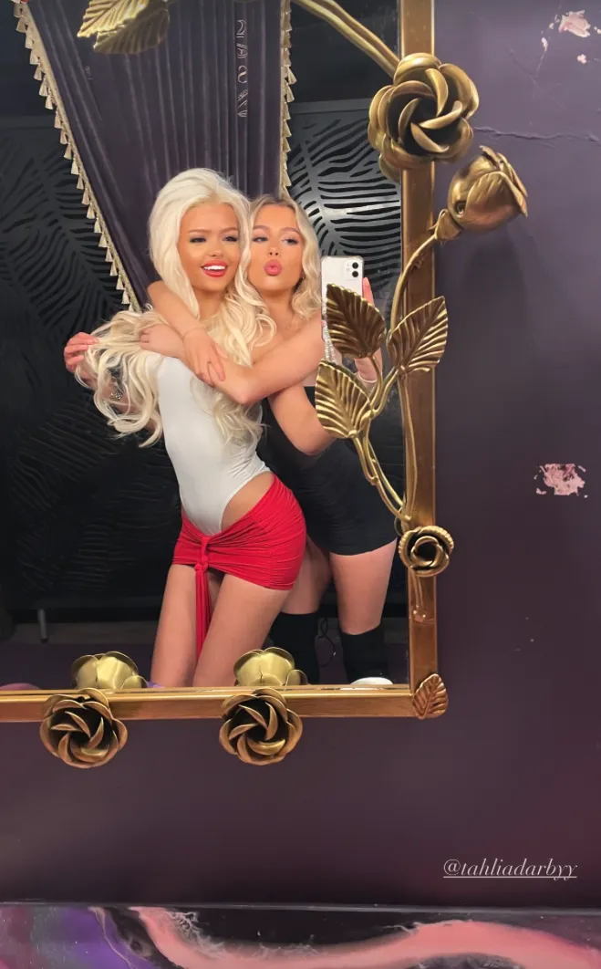 see me out on a night out we taking it to the bathroom ?🤭😝