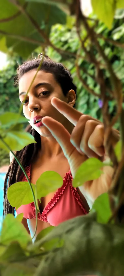 Tell me the truth, is your shrimp so small that you need a magnifying glass to see it?