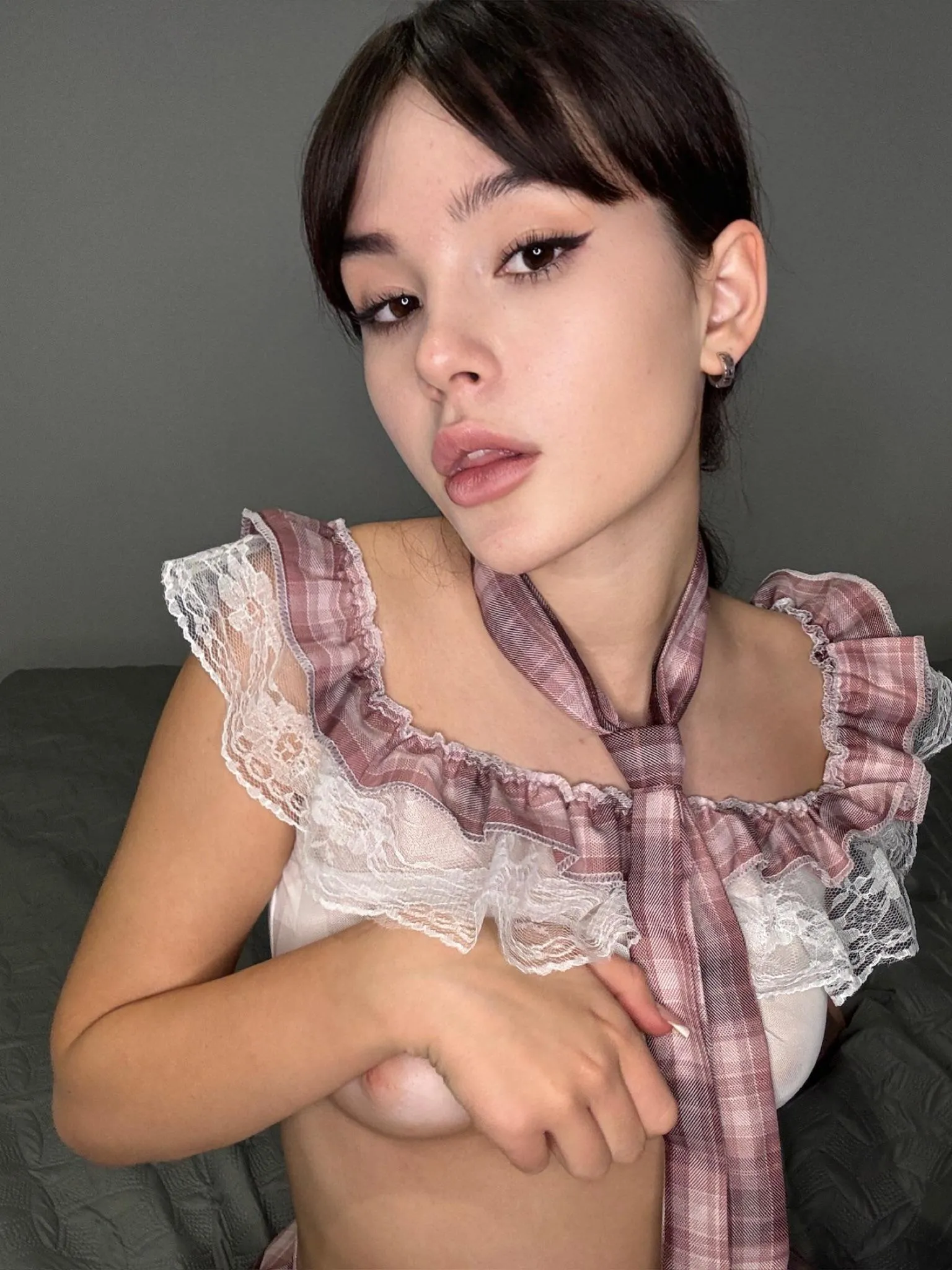 Tonight I'll show you what I'm hiding there.