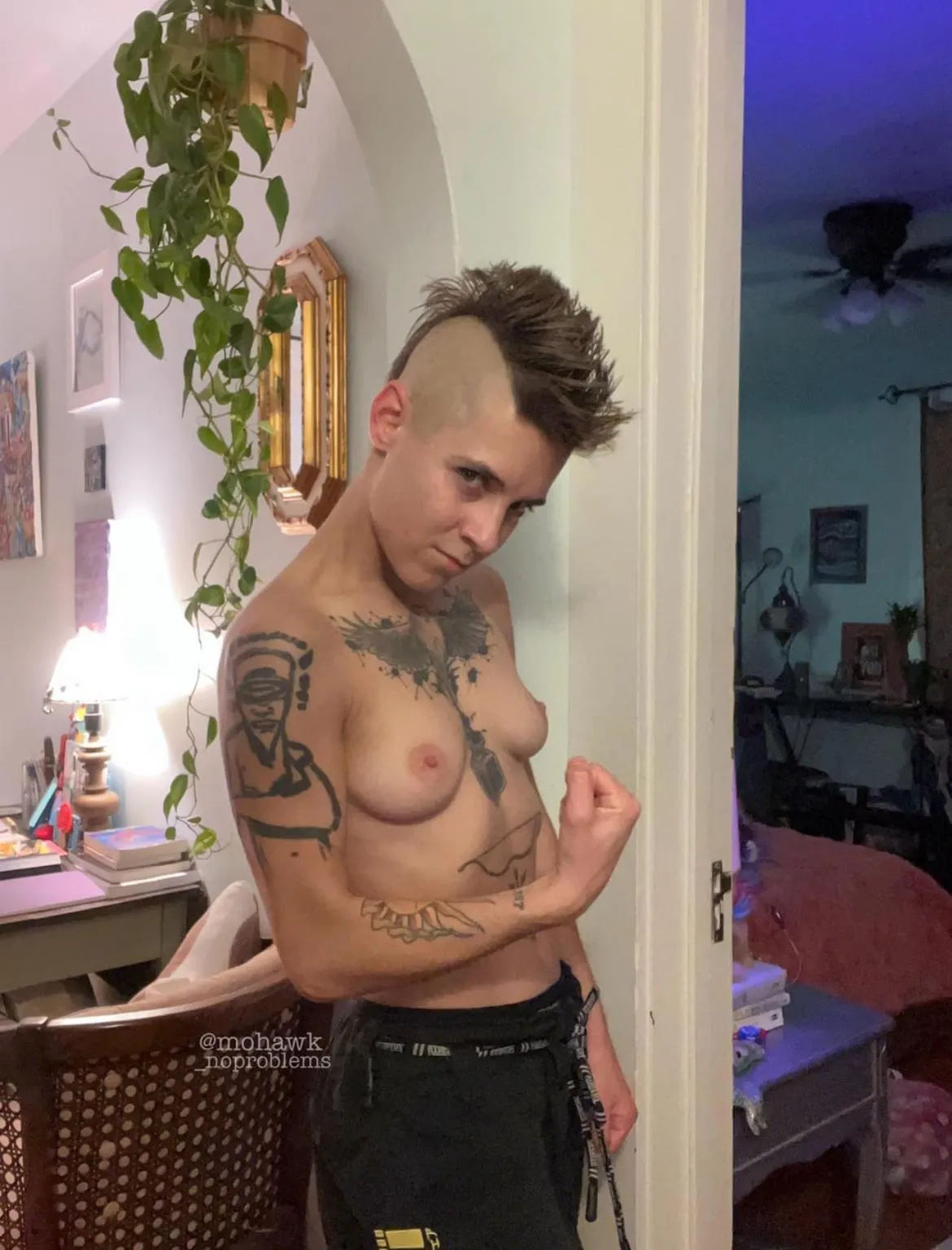 Yes, you can grab me by the mohawk while we fuck 😏