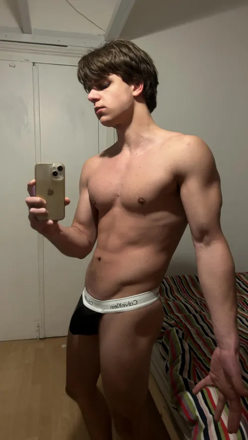 (20)Wanna worship my body?