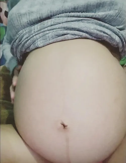 Do you like 8 month pregnant women? Or not?