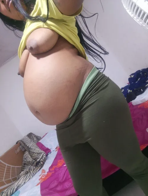 Do you like my belly? Telegram: @Tifferle