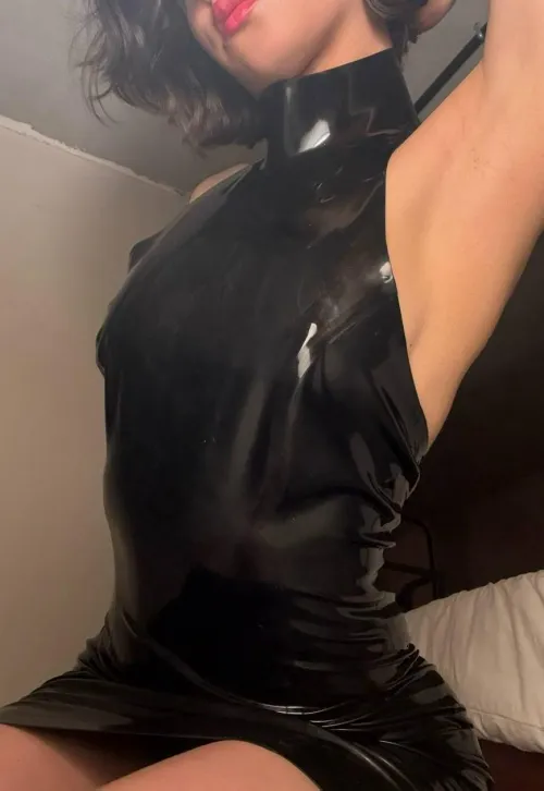 Dominant girls always wear latex