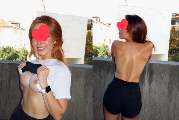 everyone on campus was too busy looking down at their phones to look up and see my titties!