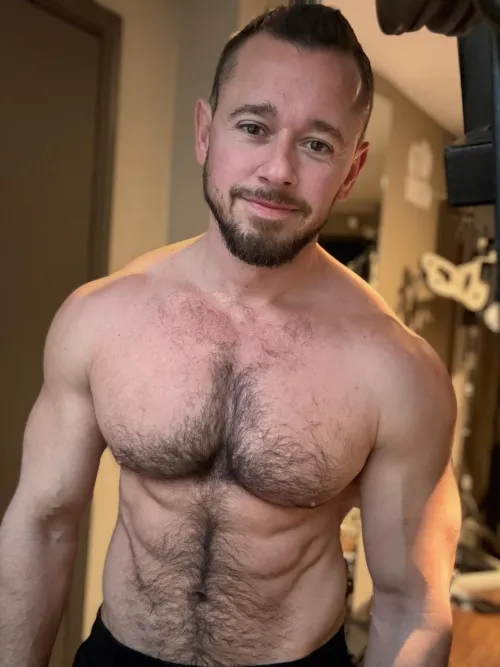 How’s everyone’s day going? Respond with a selfie.