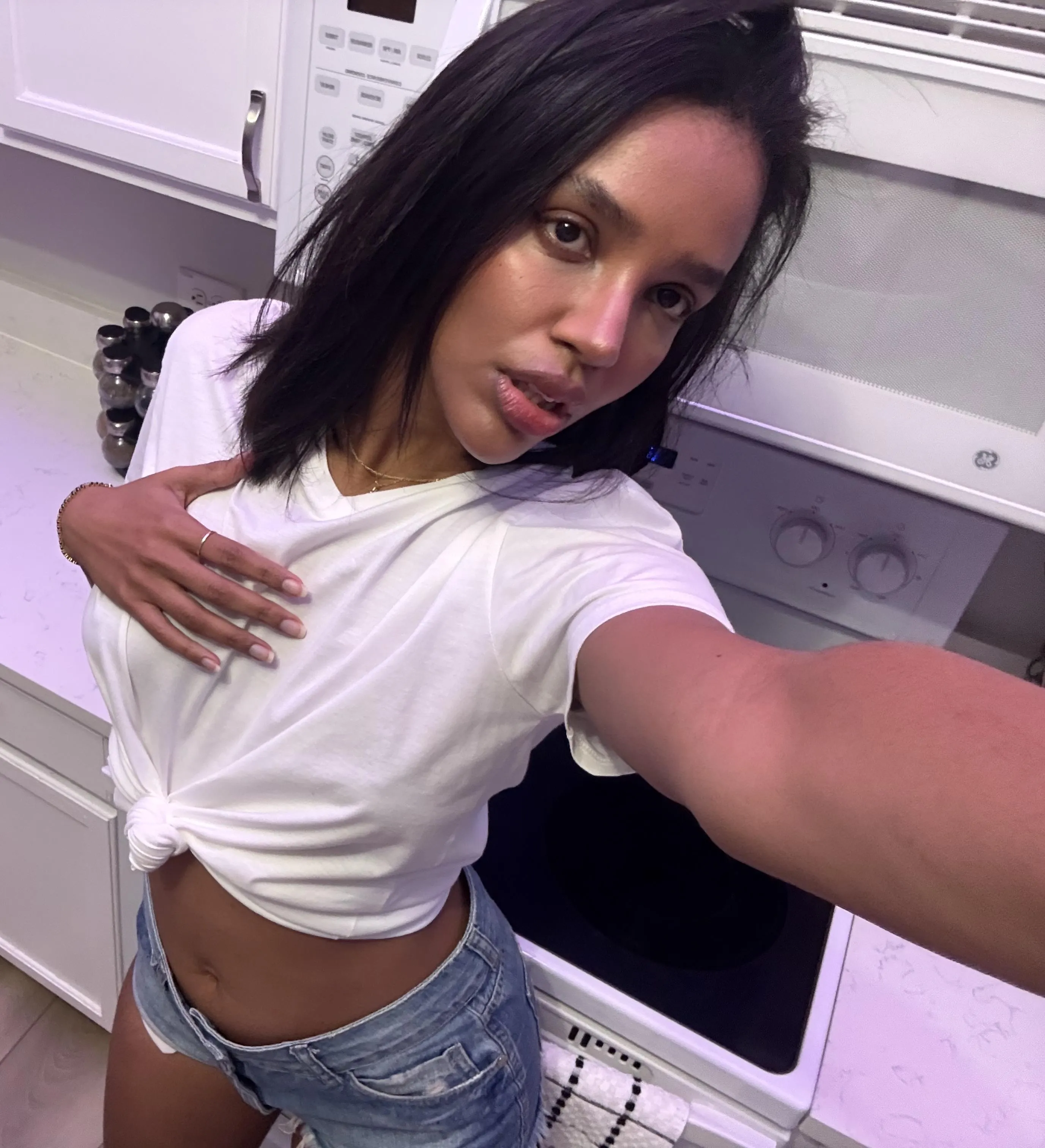 I'm lonely and I need some company!