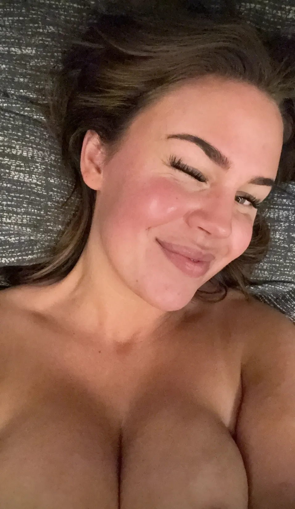 Jeg kan være søt… Men jeg vet hvordan jeg skal være slem også😈