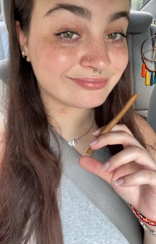 let's smoke and fuck