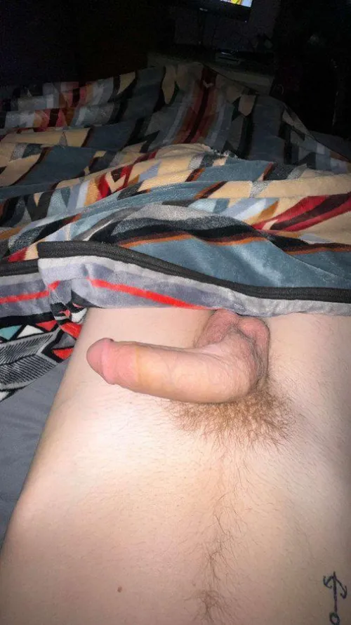 li ove watching you losers stroke away what little pride you have left. Let gooning destroy everything. Destroy your mental health and zero out your bank account while you edge your penis for me.