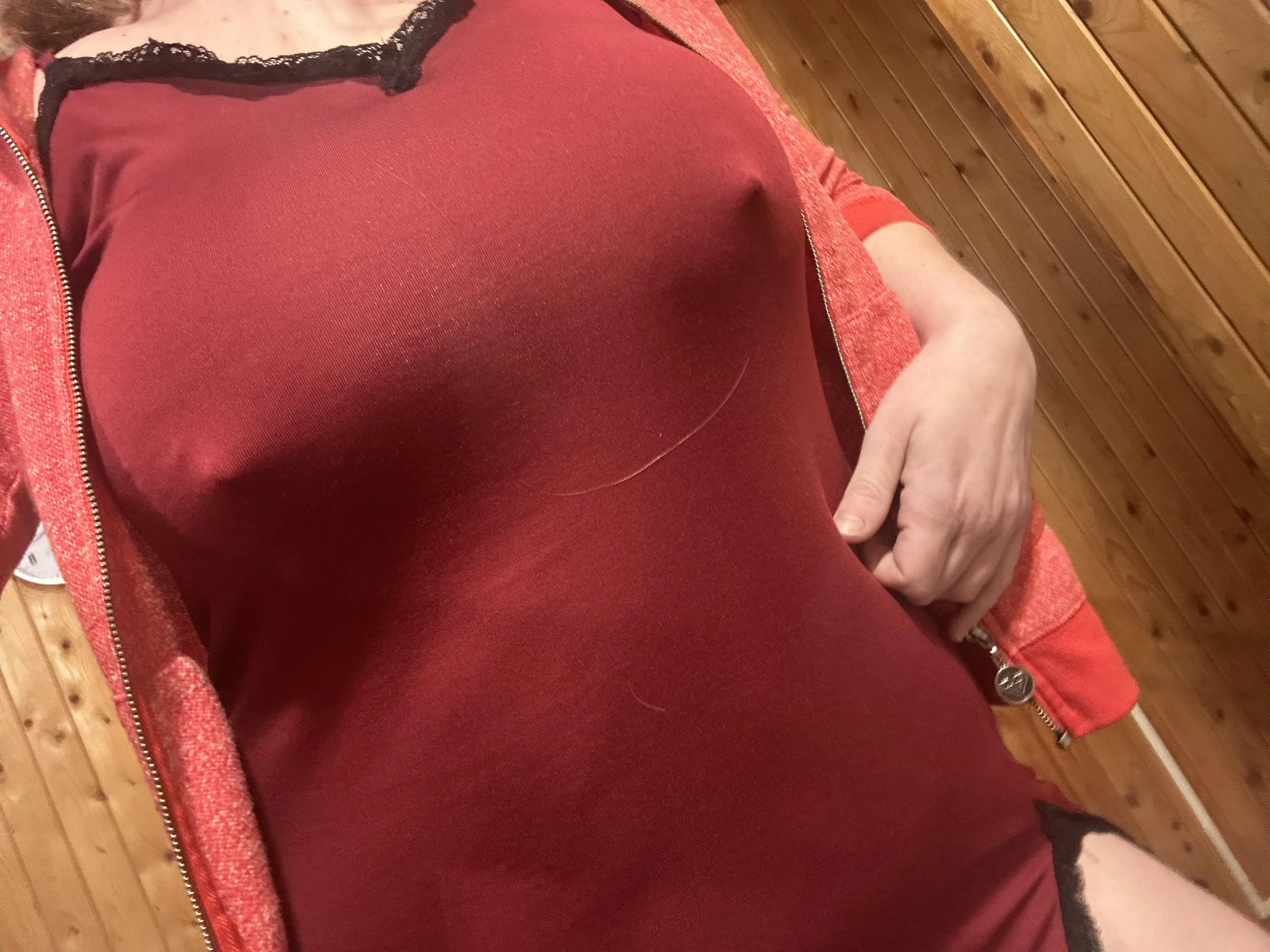 Little chilly in here 🥶🥶