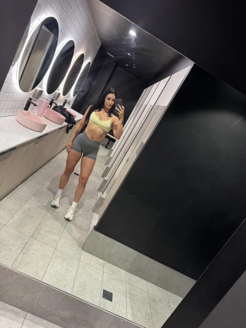 Making your dreams come true. I'm that kind of girl