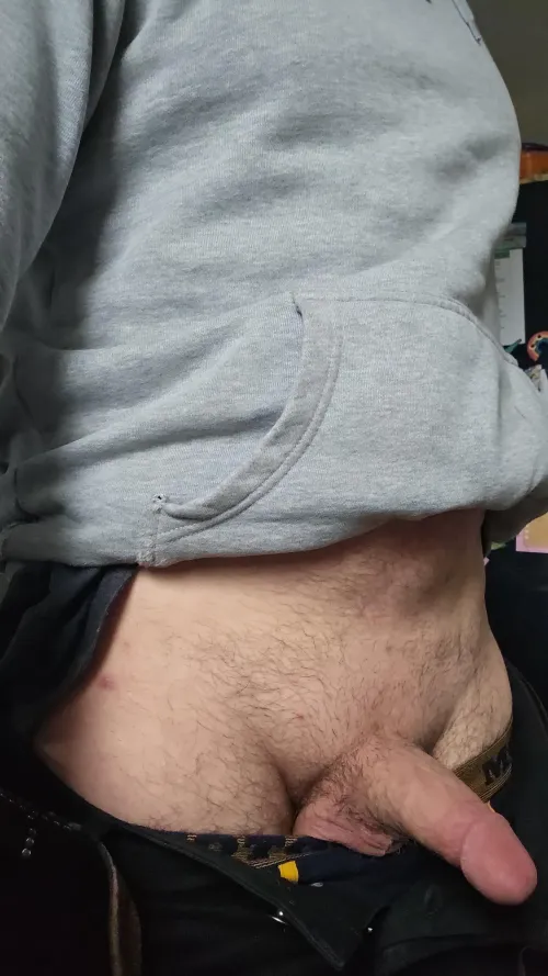 My cock needs a pussy