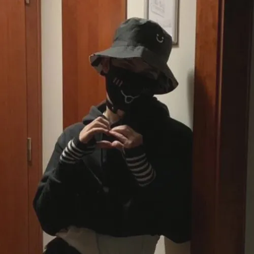 Nechcete si někdo zajít na čaj?