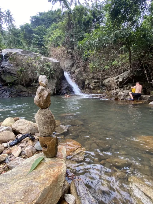Rock Art Khanom Yoga