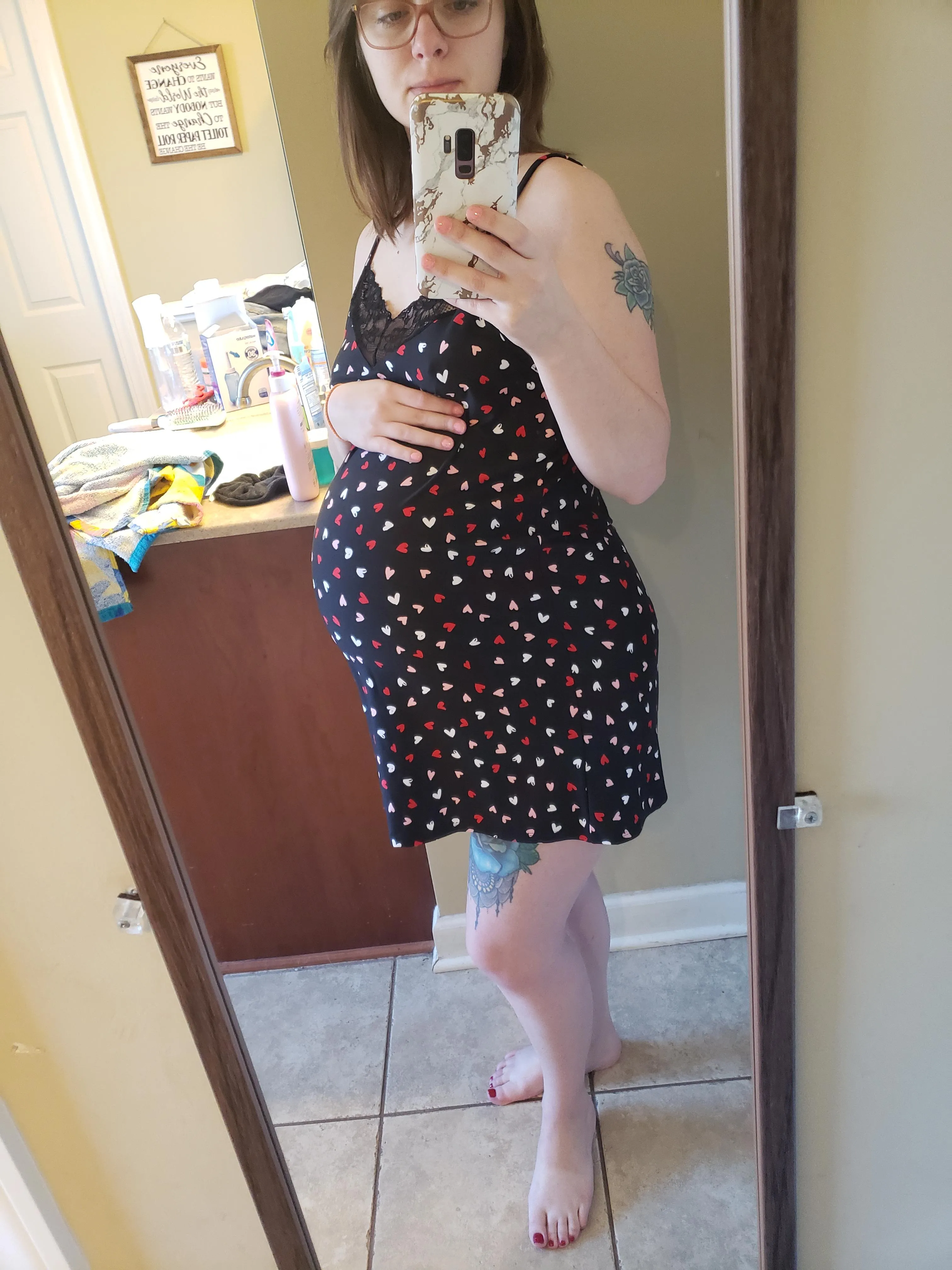 So pregnant and so horny!