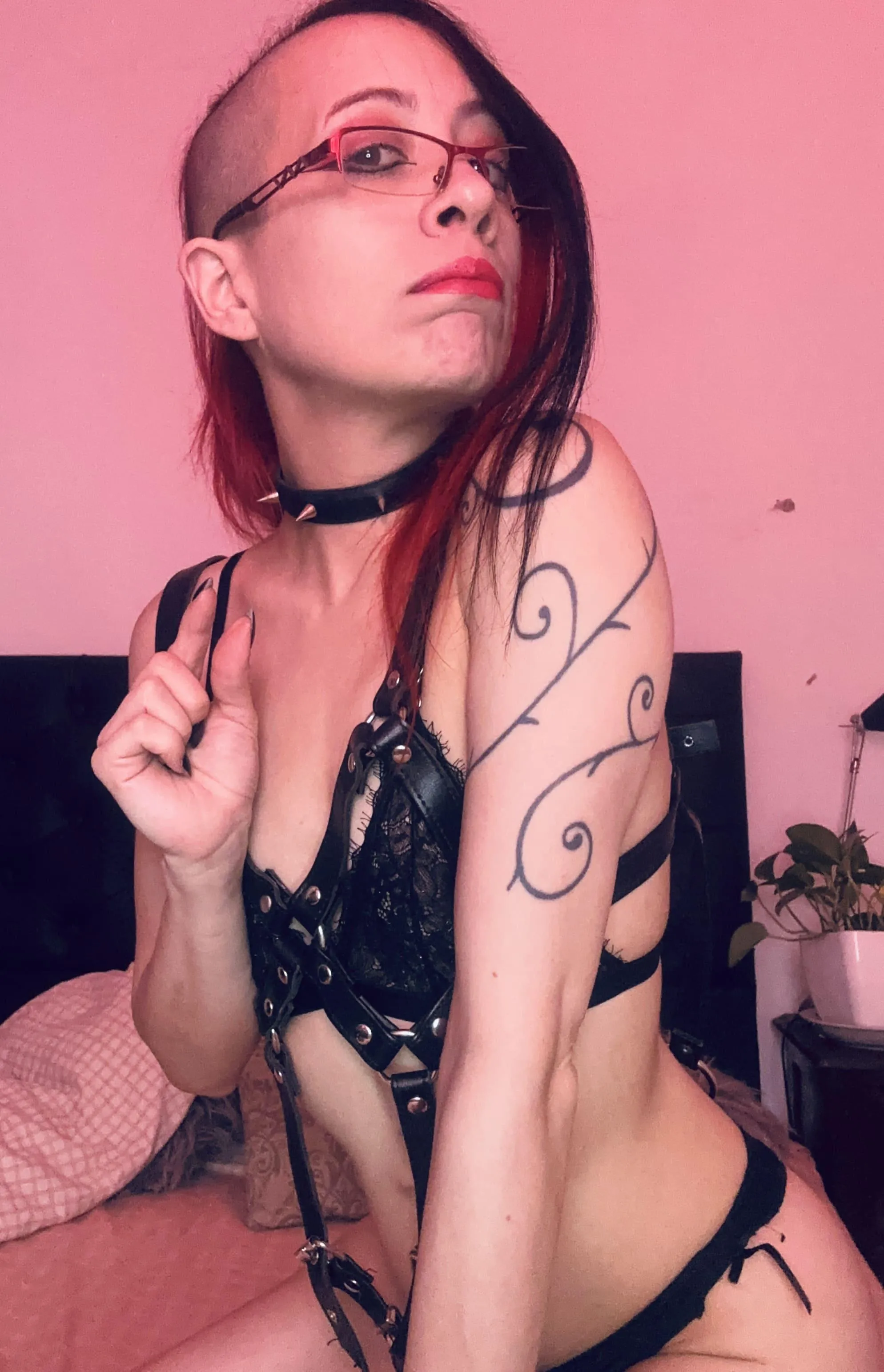 such a funny thing! It looks like you've got a second Belly button!