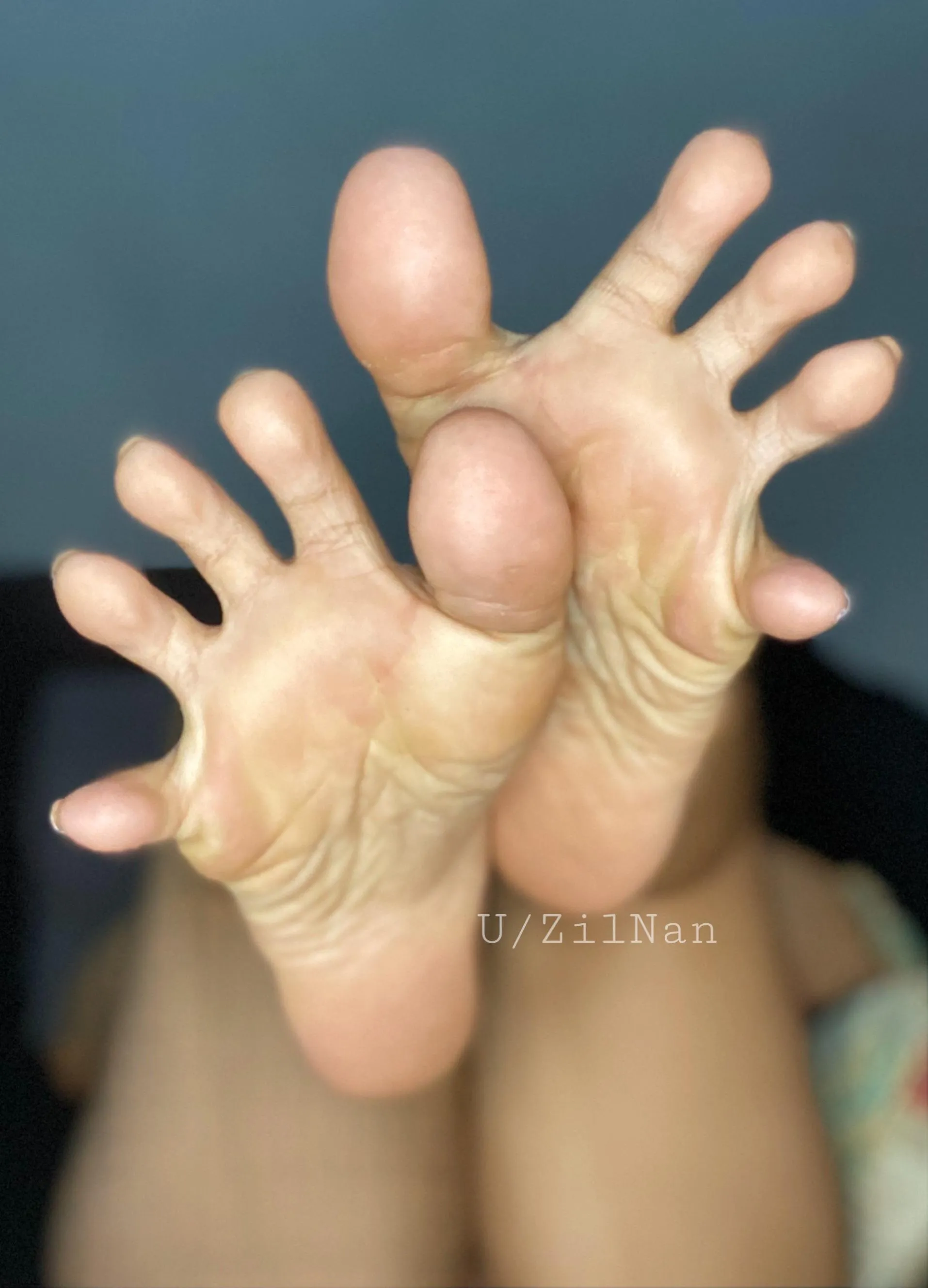 Such amazing soft soles! Can you lick them for me?